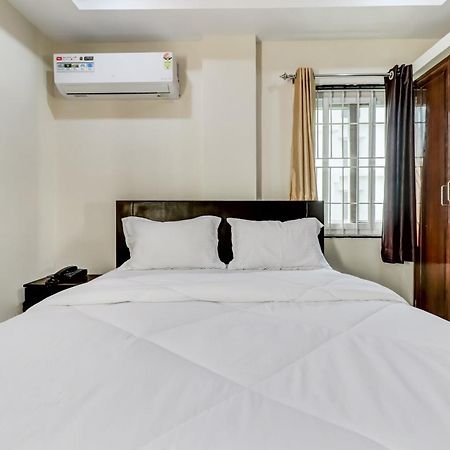 Oyo Sri Singampalli Residency Raspari Palao Extérieur photo