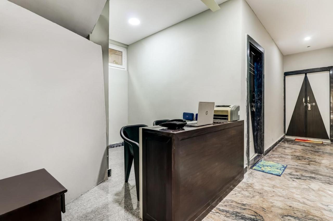 Oyo Sri Singampalli Residency Raspari Palao Extérieur photo