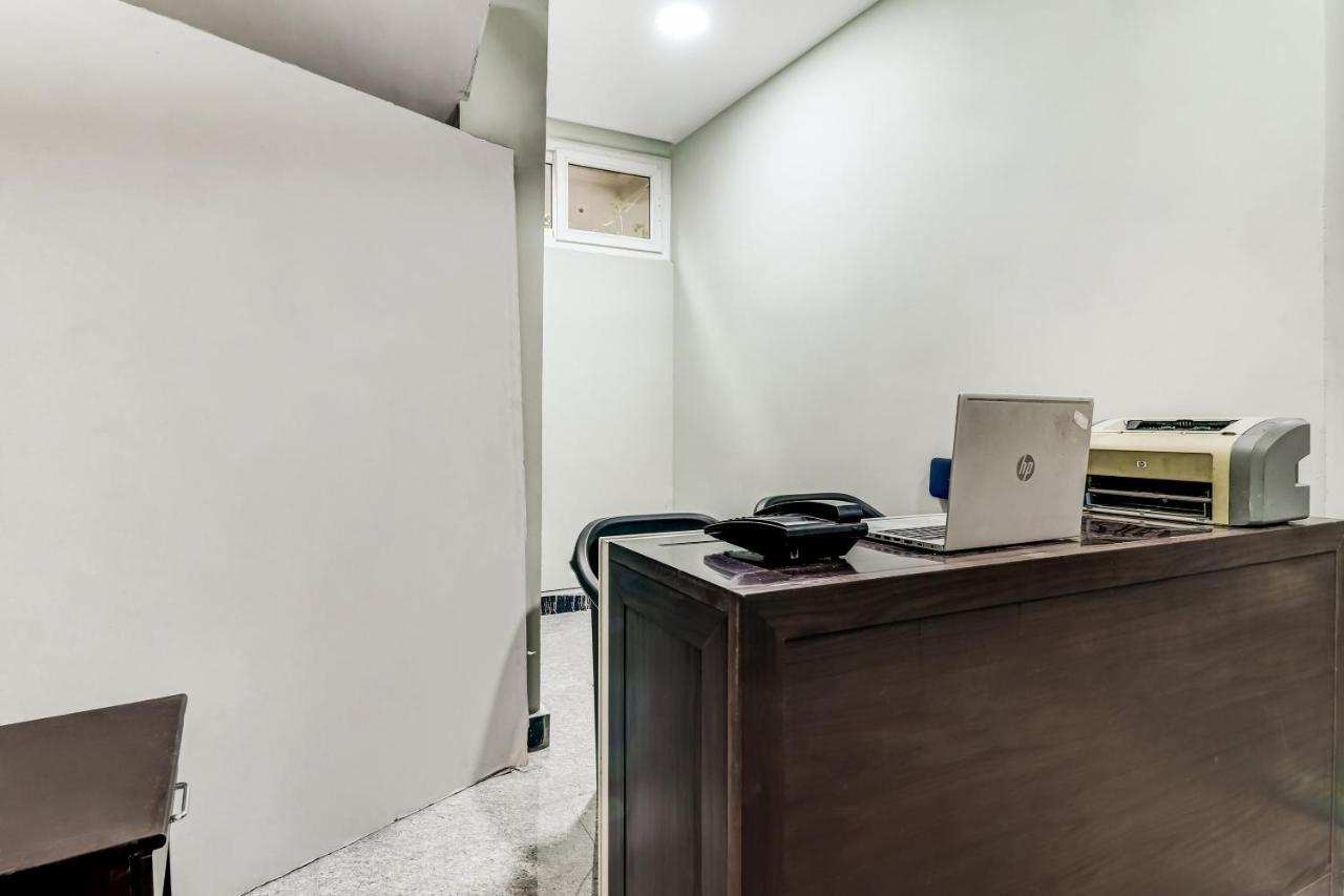 Oyo Sri Singampalli Residency Raspari Palao Extérieur photo