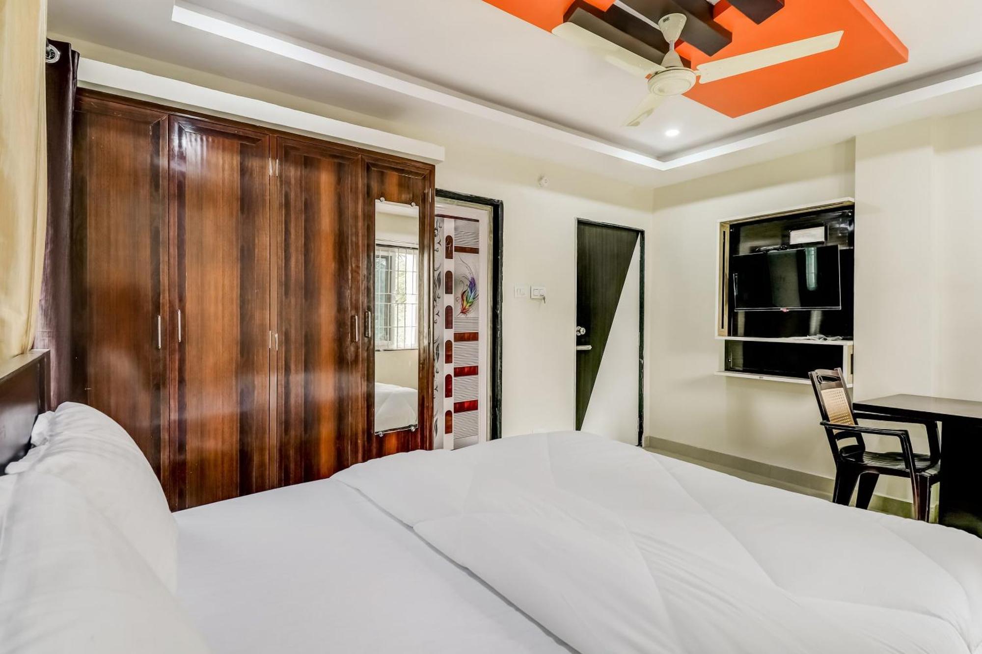 Oyo Sri Singampalli Residency Raspari Palao Extérieur photo