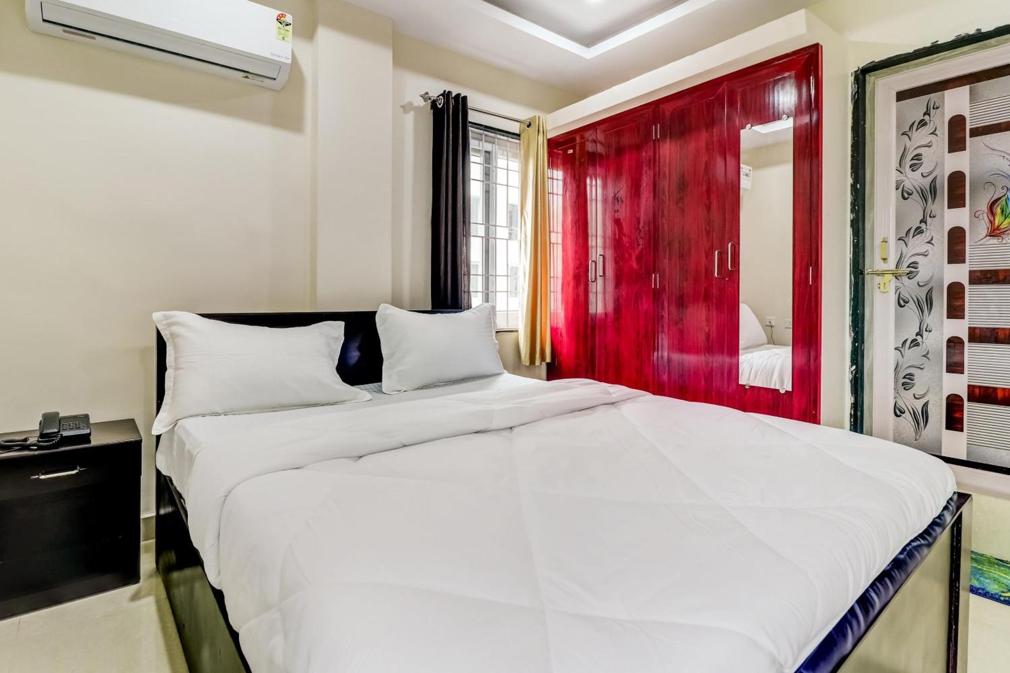 Oyo Sri Singampalli Residency Raspari Palao Extérieur photo