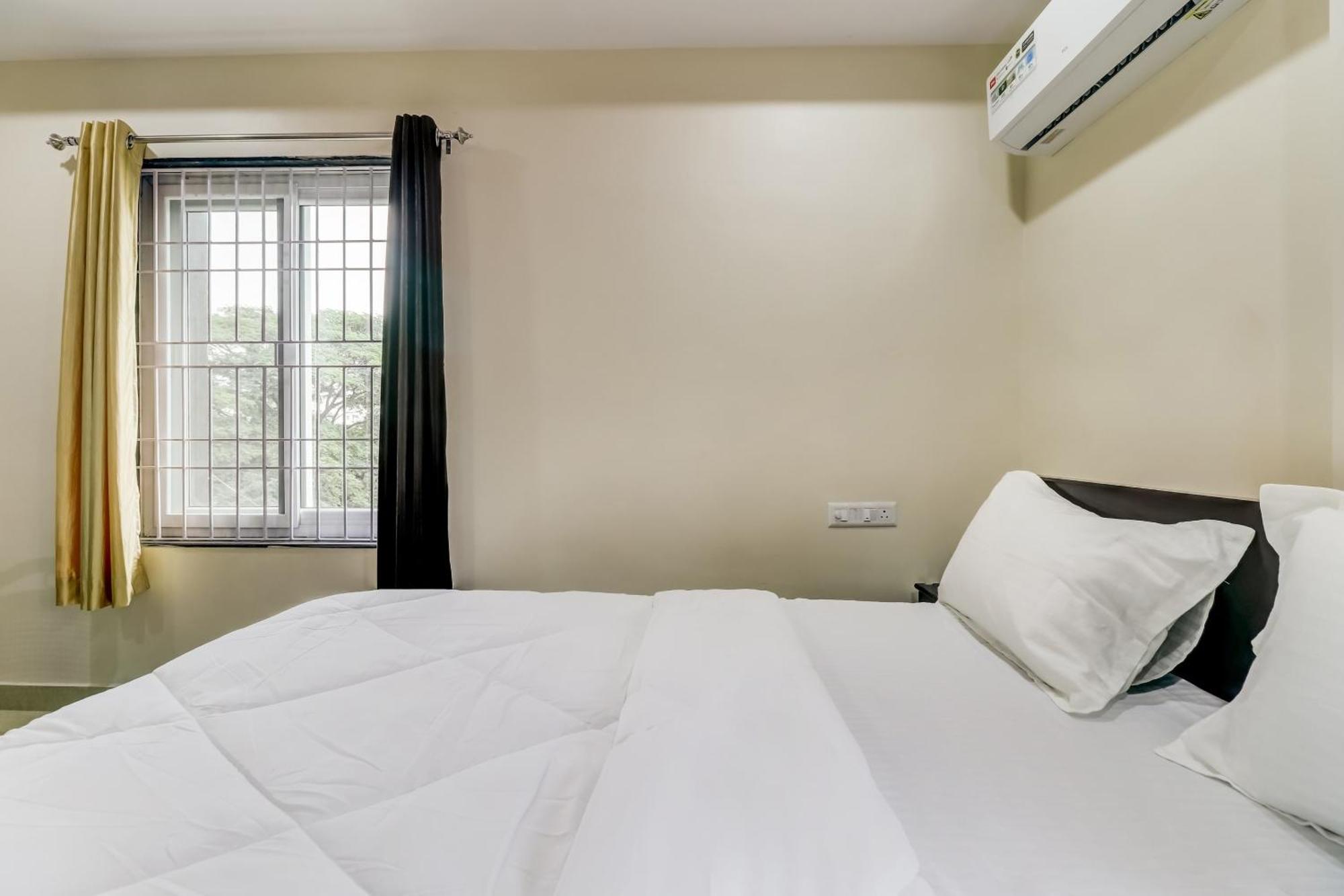 Oyo Sri Singampalli Residency Raspari Palao Extérieur photo